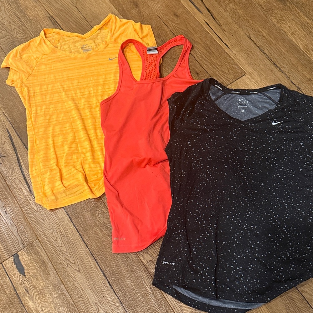 Nike Women's Tops Trio - Black, Red, Yellow